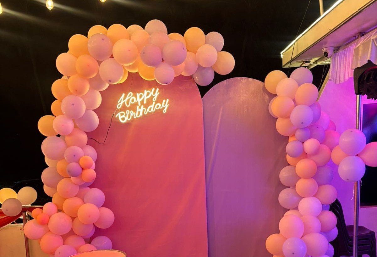 Capturing beautiful birthday photos on a yacht in Goa