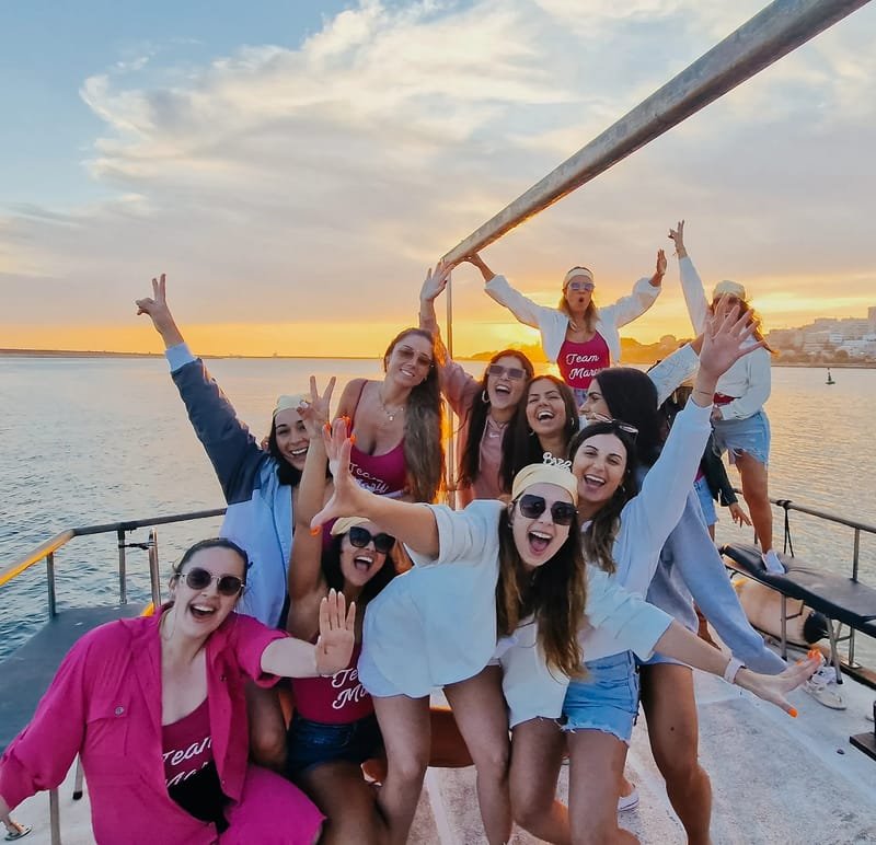 Bachelor and Bachelorette Yacht Party in Goa - photo 1