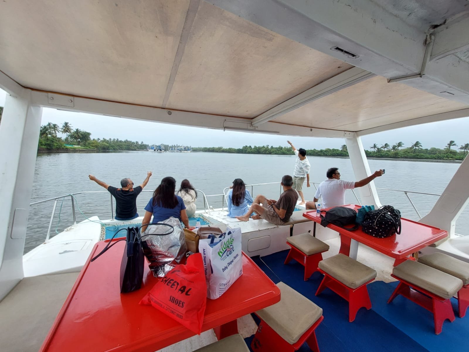 Family Celebration and Yacht Picnic in Goa - photo 3