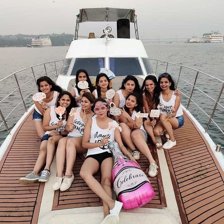 Girls Yacht Party in Goa - photo 3